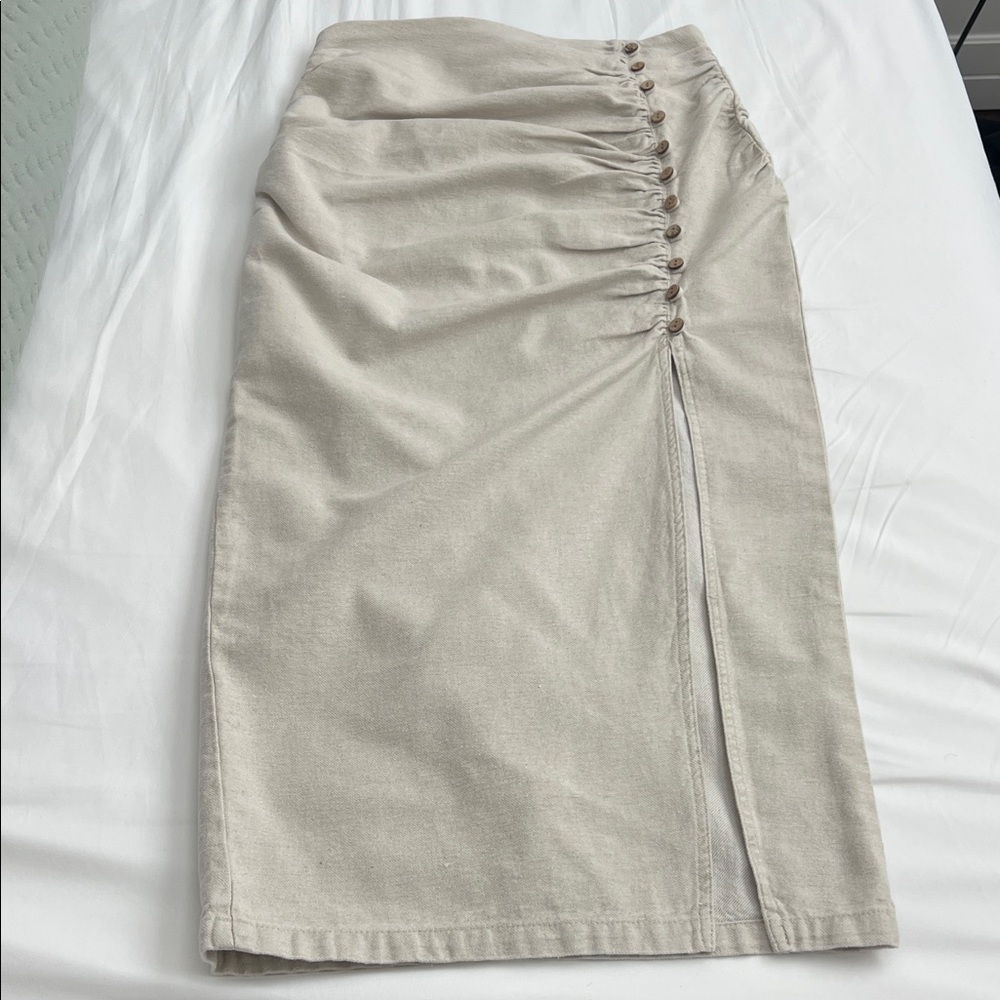 Zara Ruched Button-Detail Beige Midi Skirt